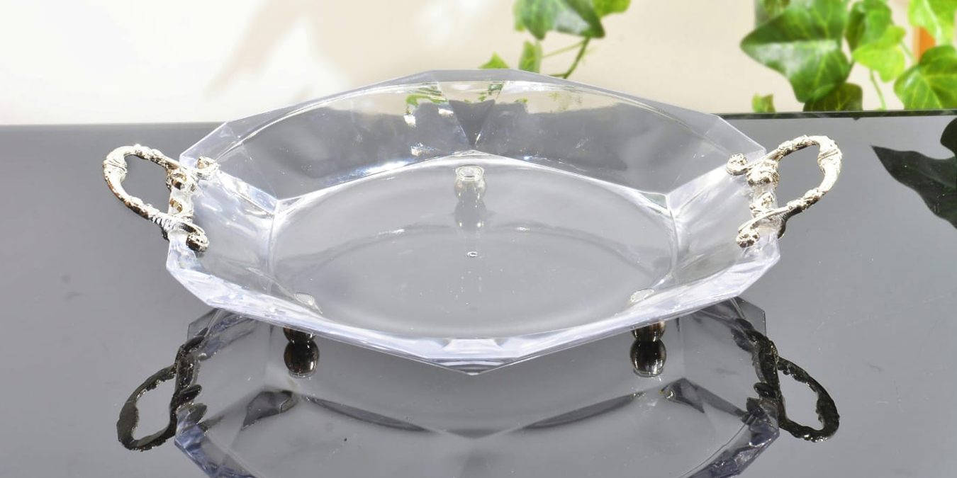 Gümüş Kulplu Tepsi Modelleriyle Sunumlarınıza Şıklık Katın