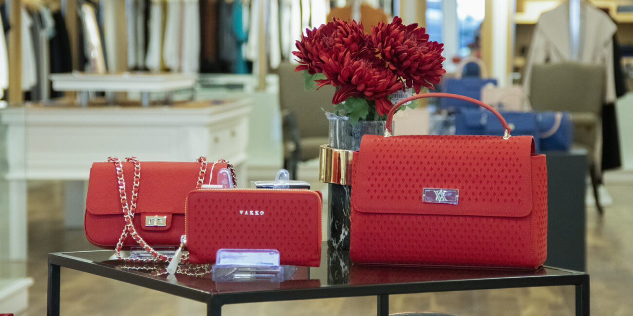 Göz Alıcı Şıklığı ile Vakko Çantalar Her Zaman Ön Planda!