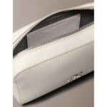 Ck Lv04k3162g Mınımal Monogram Camera Kadın Çanta – KREM - Görsel 4