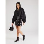 Guess W5gp57kcv52 New Sl Round Nk Guen Kadın Bluz – SİYAH - Görsel 4