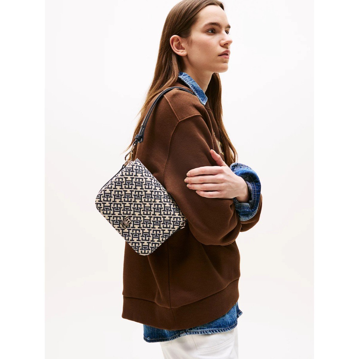 168780-0-th-aw0aw17447-th-jacquard-flap-crossover-kadin-canta-01034794e43b Th Aw0aw17447 Th Jacquard Flap Crossover Kadın Çanta – MAVİ - Görsel 1